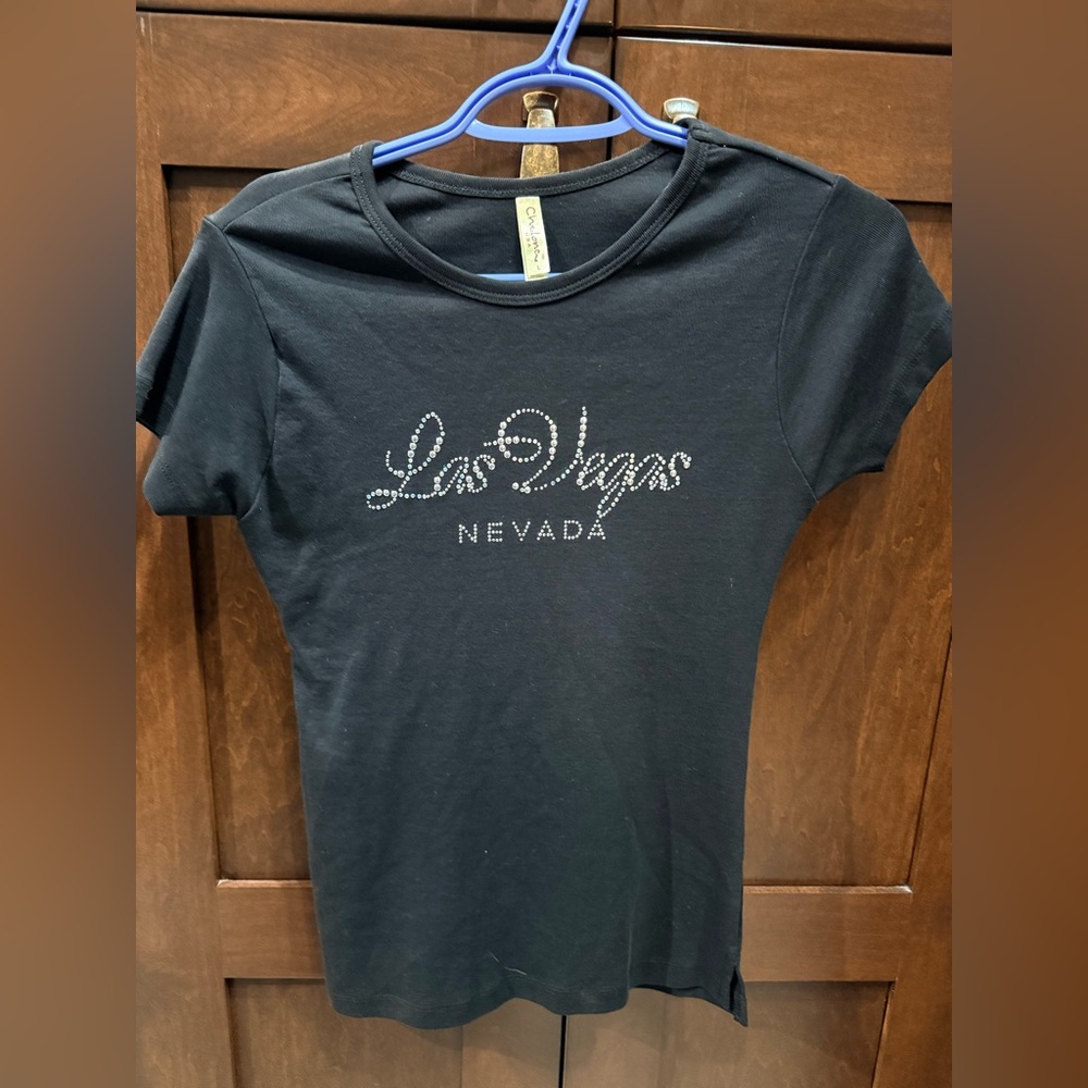 Gildan Black Women's Tee with Las Vegas Nevada Design